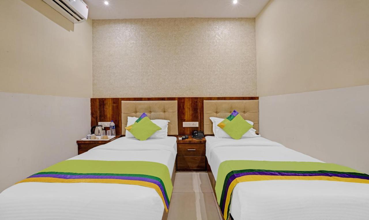 Hotel Bkc Mannat มุมไบ ภายนอก รูปภาพ