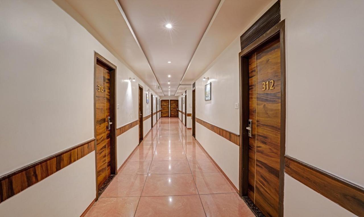 Hotel Bkc Mannat มุมไบ ภายนอก รูปภาพ