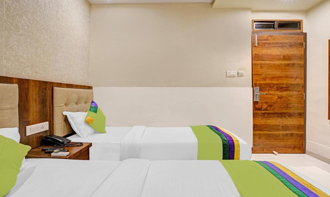 Hotel Bkc Mannat มุมไบ ภายนอก รูปภาพ