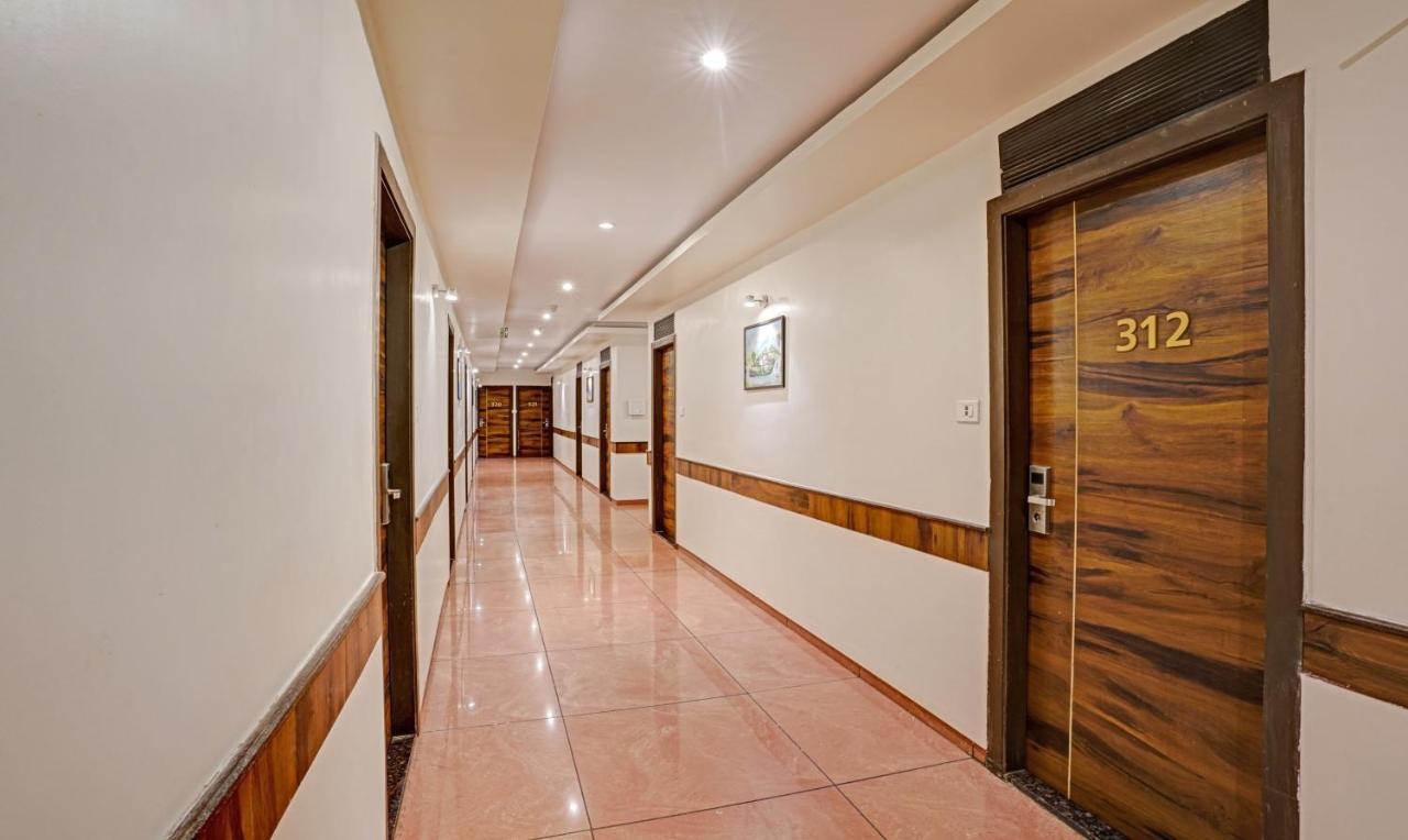 Hotel Bkc Mannat มุมไบ ภายนอก รูปภาพ